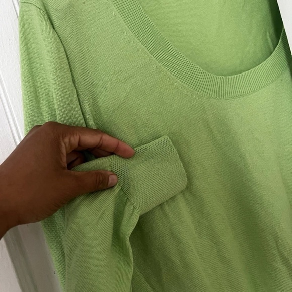 Banana Republic Bright Green Scoop Neck Sweater - Picture 8 of 10